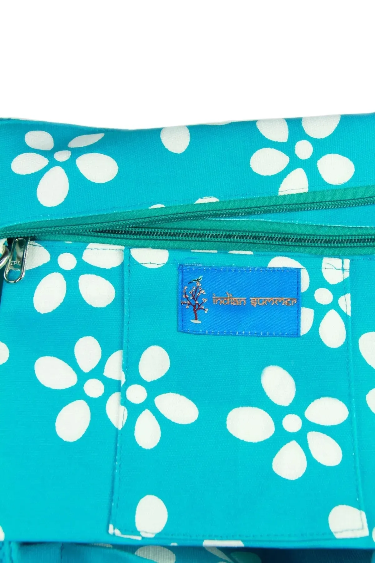 Daisies Weekender Bag